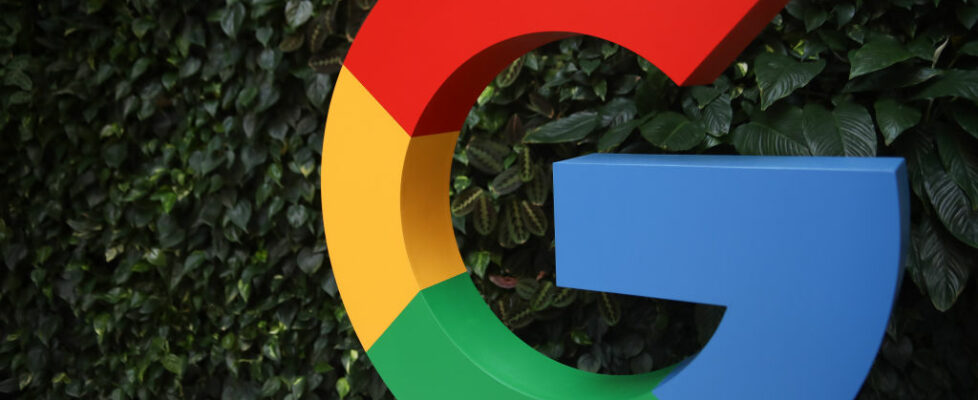 Google’s AI try-on feature for clothes now works with just a selfie