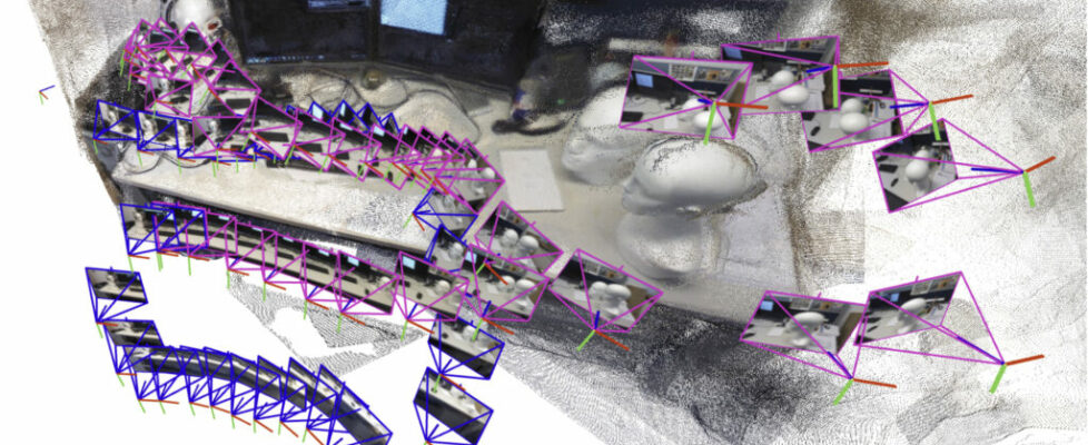 Teaching robots to map large environments
